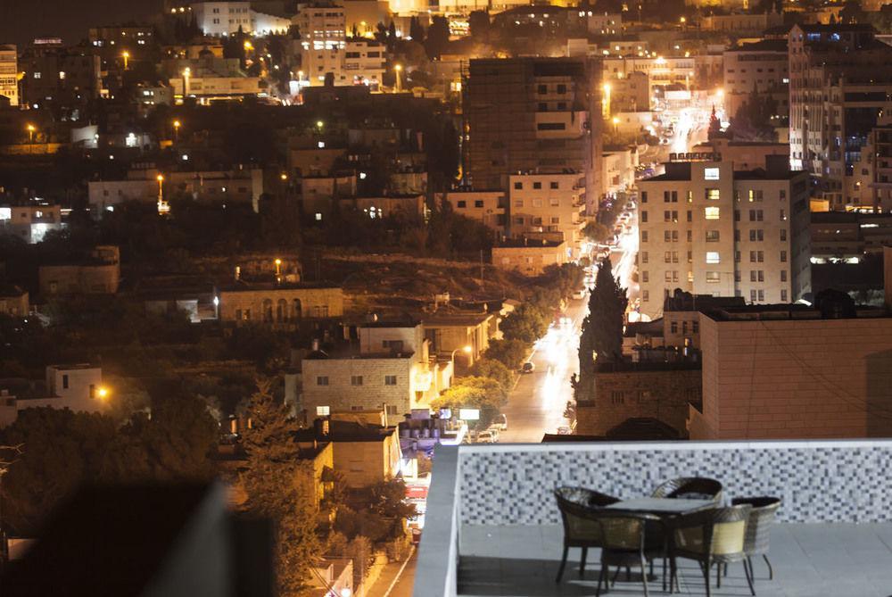 Angel Hotel Витлеем Екстериор снимка