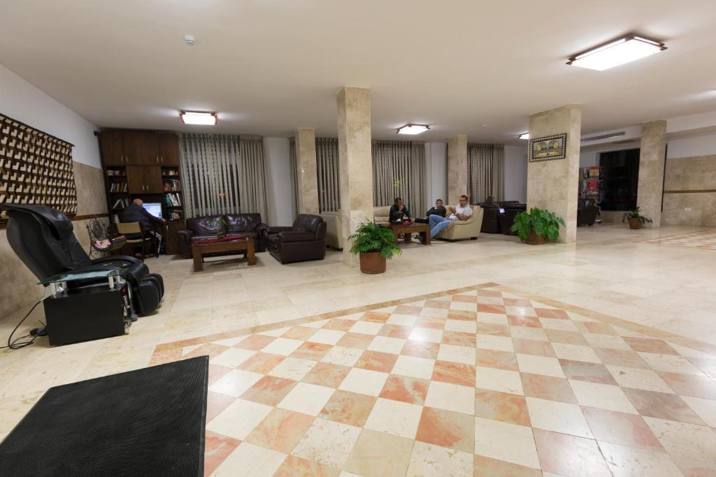 Angel Hotel Витлеем Екстериор снимка